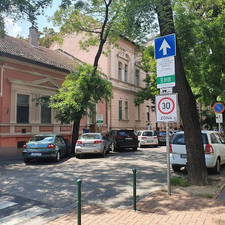 Pompar Belvarosi Apartman Szeged Bagian luar foto