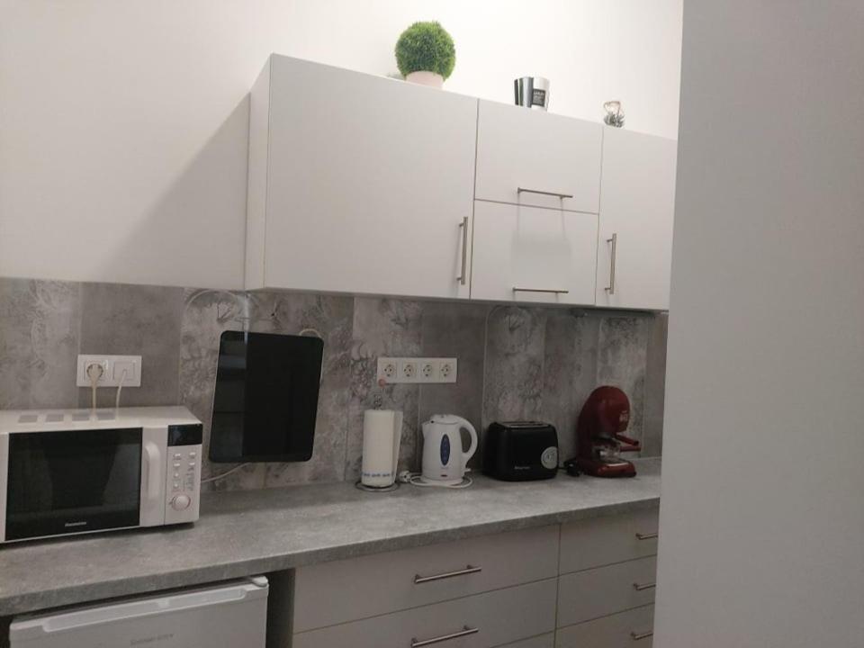 Pompar Belvarosi Apartman Szeged Bagian luar foto