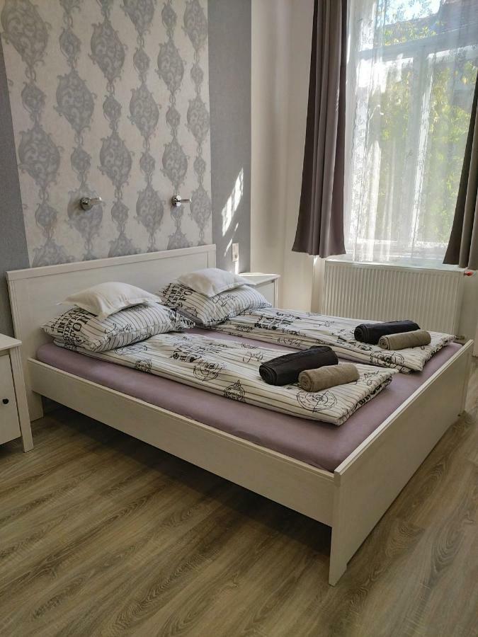 Pompar Belvarosi Apartman Szeged Bagian luar foto
